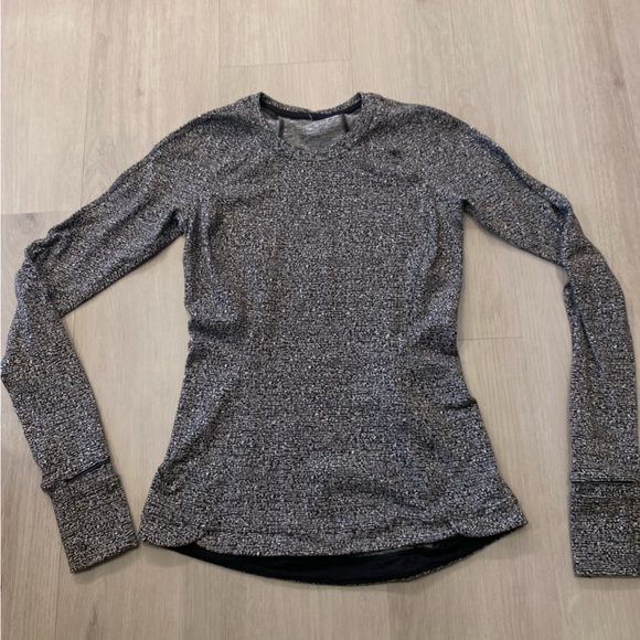 Lululemon Runderful Long Sleeve - Picture 6 of 8